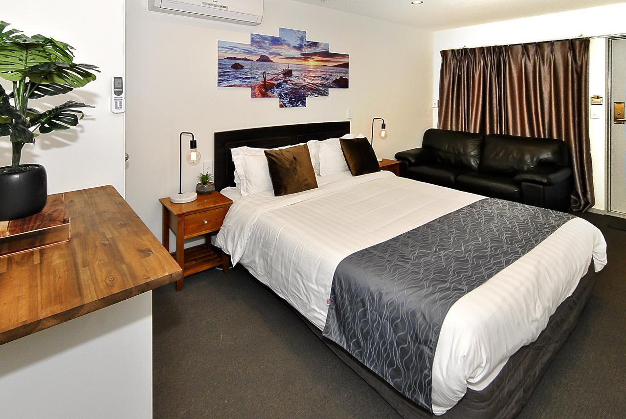 Newlands Court Motel Wellington Exteriör bild